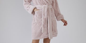 Pretty You Cloud Robe